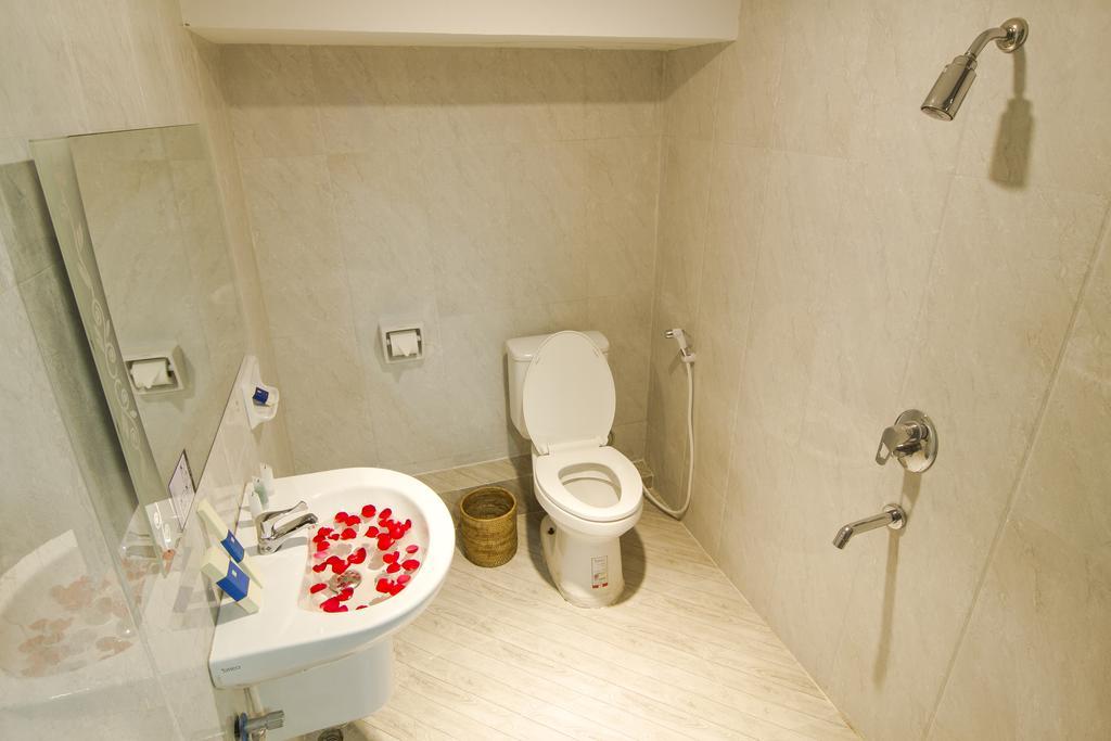 Shwe Htee Guest House Yangon Luaran gambar