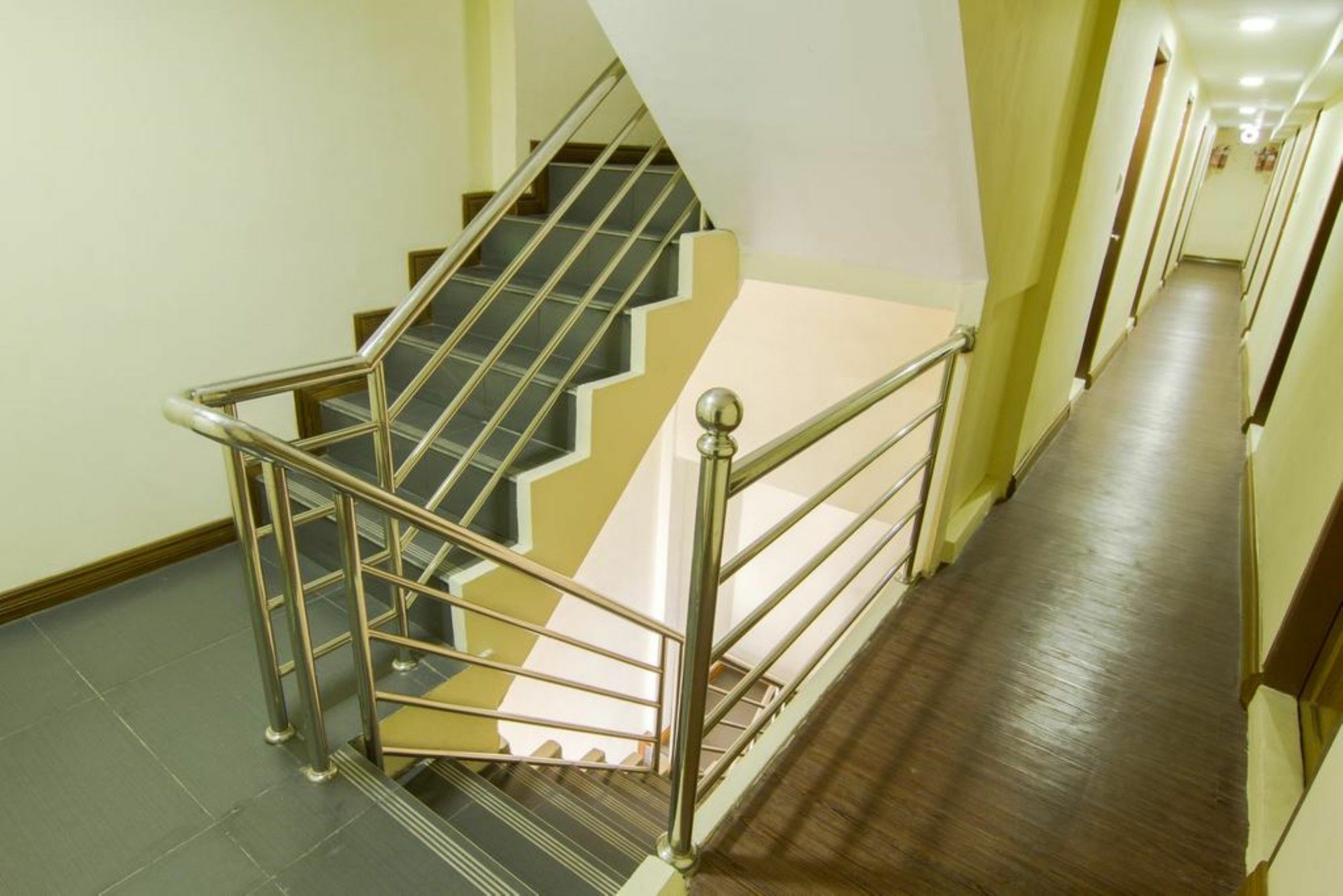 Shwe Htee Guest House Yangon Luaran gambar